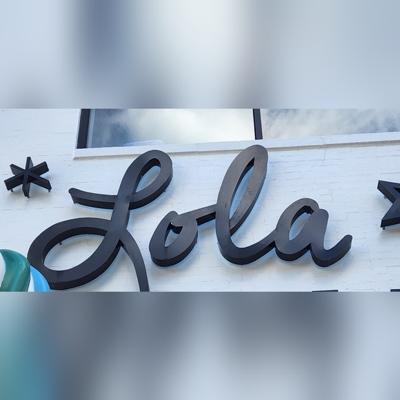 lola_asalili
